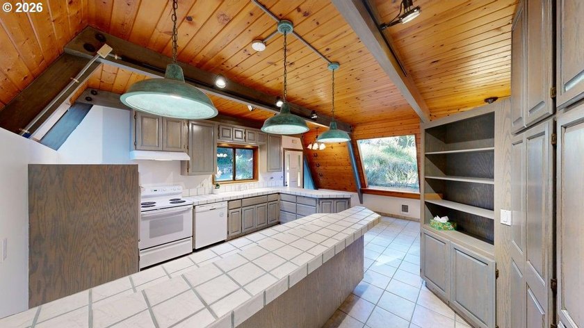 Tucked away on 4.98 private acres just minutes from downtown - photo 4