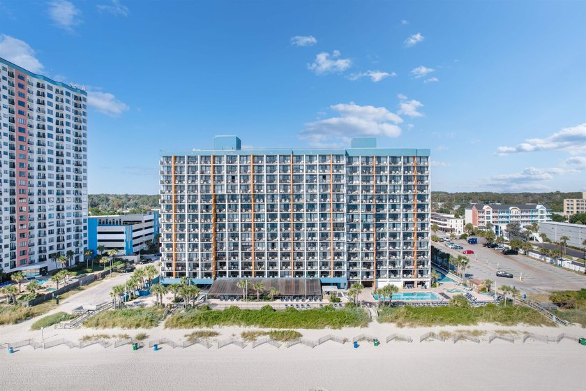 Wake up to ocean views and salty breezes in this true - photo 31