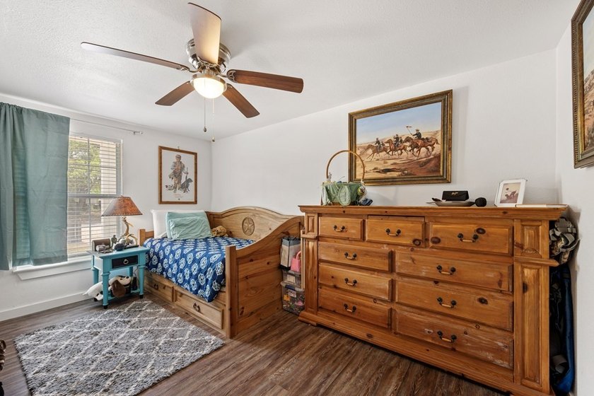 Welcome to 406 W Bay, a charming 3-bedroom, 1-bath home ideally - photo 17
