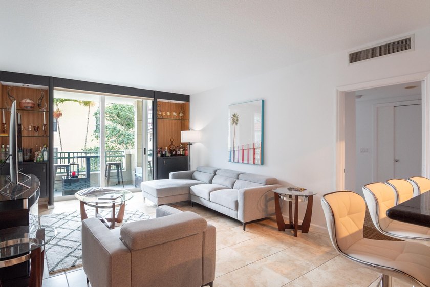 Enjoy Downtown Living in this Beautiful, Large 1,328 square feet - photo 7