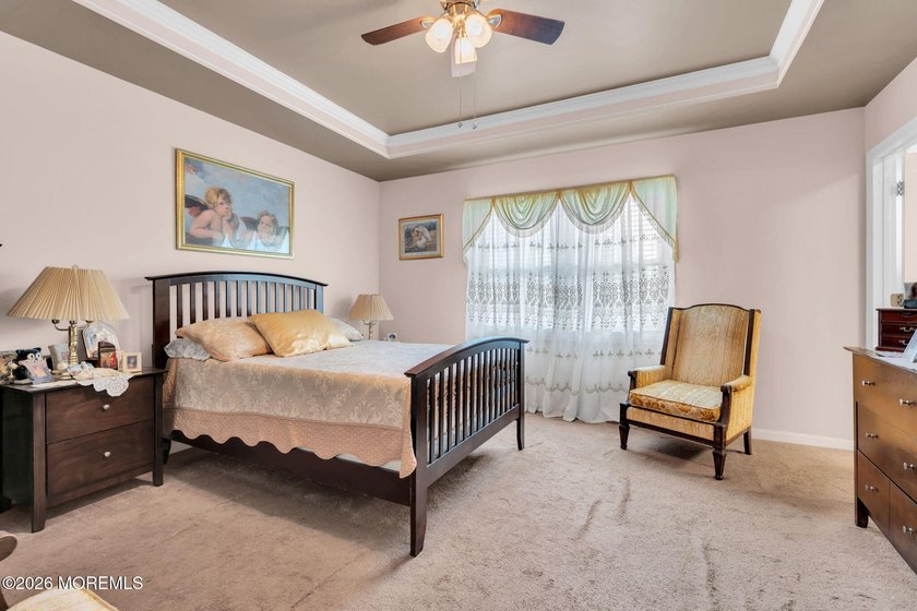 BACK ON THE MARKET! Available immediately and easy to show. This - photo 15