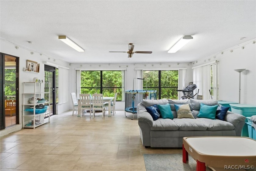 Spacious and beautifully updated pool home offering over 2,400 - photo 31
