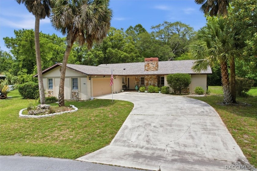 Spacious and beautifully updated pool home offering over 2,400 - photo 34