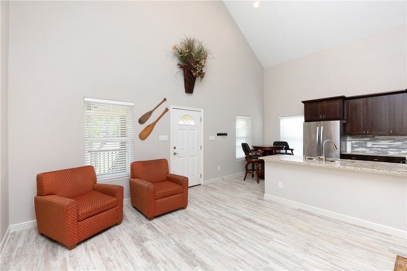 Turn key, coastal charm meets effortless living just minutes - photo 9