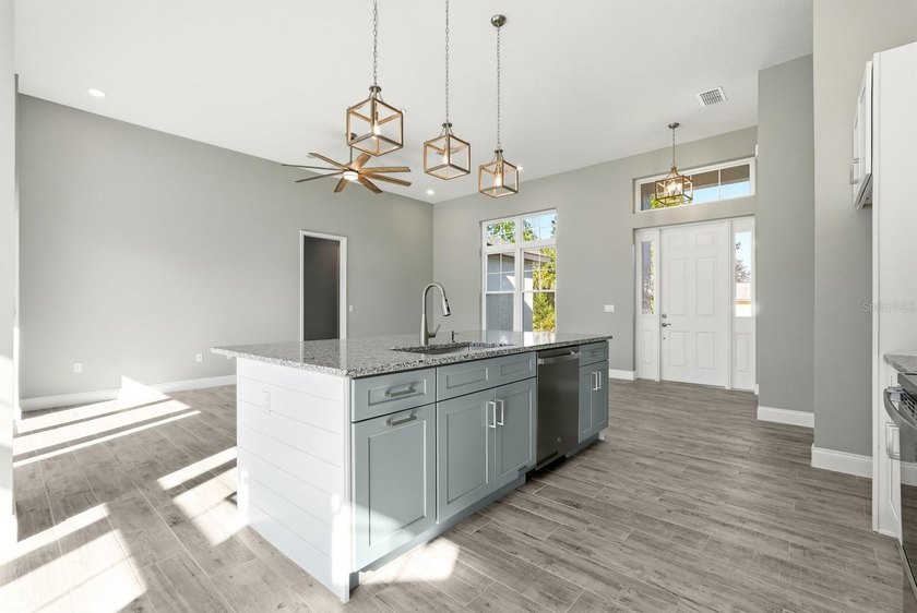 Stunning New Custom-Built Home with High-End Finishes! - photo 13