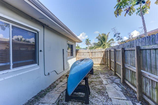 Prime Lake Park location with no HOA. This 3-bedroom home offers - photo 14