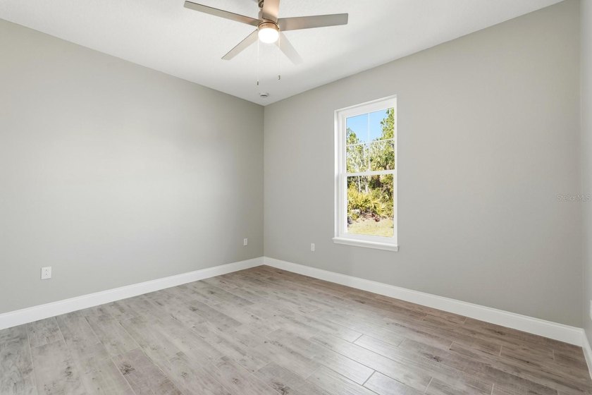 Stunning New Custom-Built Home with High-End Finishes! - photo 21