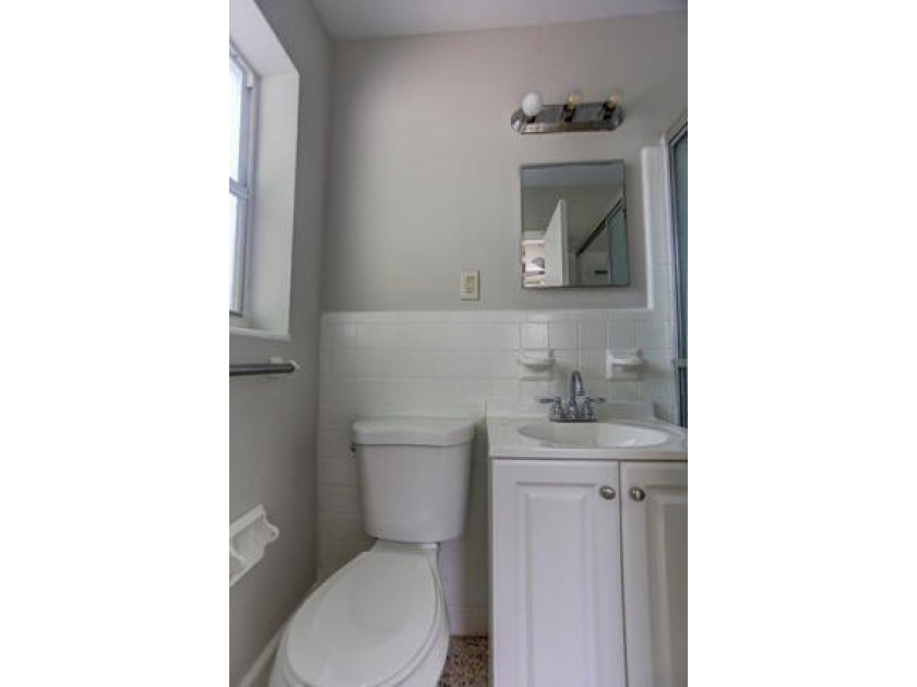 Prime Lake Park location with no HOA. This 3-bedroom home offers - photo 25