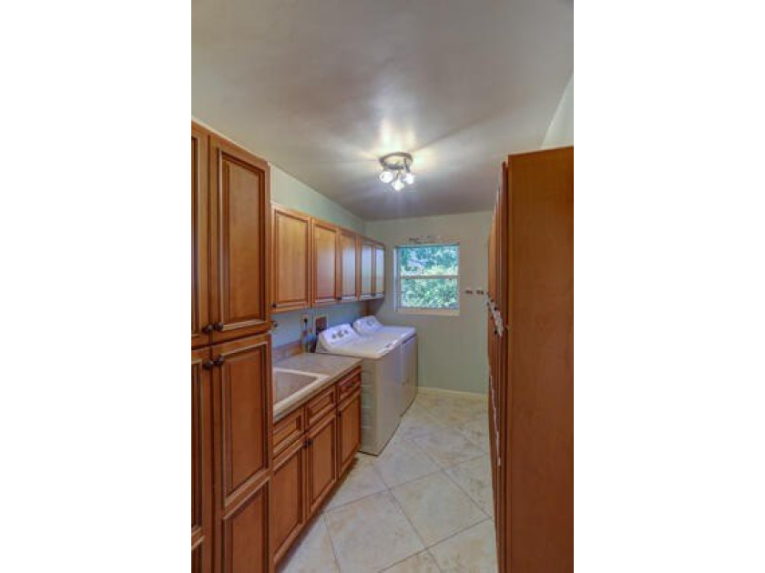 Prime Lake Park location with no HOA. This 3-bedroom home offers - photo 27