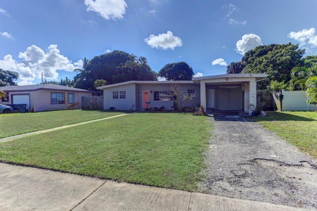 Prime Lake Park location with no HOA. This 3-bedroom home offers - photo 30