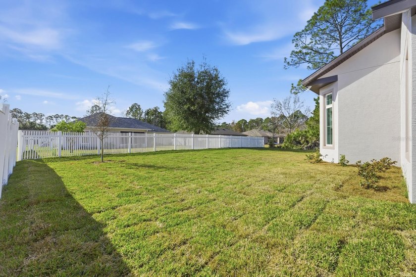 Stunning New Custom-Built Home with High-End Finishes! - photo 40