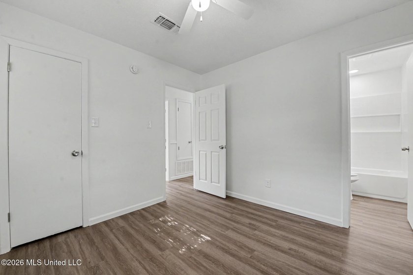 Move right into this beautifully renovated home in the desirable - photo 11