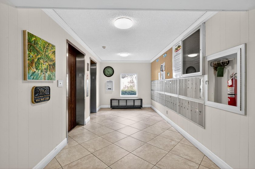 Rare opportunity to reimagine this spacious 4th-floor residence - photo 47