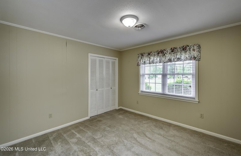 NEW PRICE!!! Welcome to this adorable home in Florence MS with a - photo 15