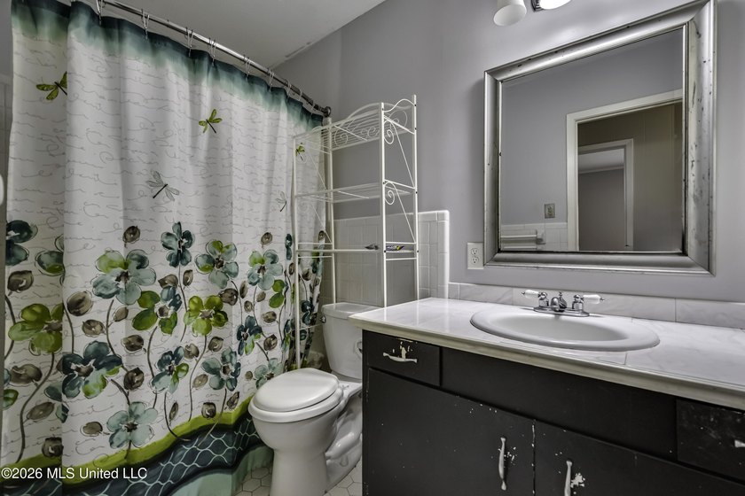 NEW PRICE!!! Welcome to this adorable home in Florence MS with a - photo 16