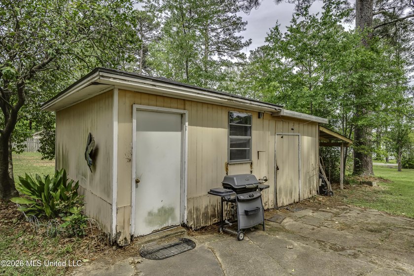 NEW PRICE!!! Welcome to this adorable home in Florence MS with a - photo 35