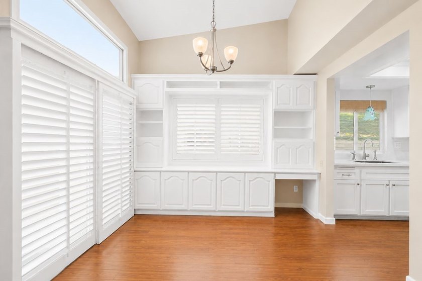 LOCATION! LOCATION! LOCATION! Welcome home to this fabulous - photo 8