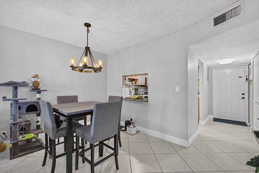 Welcome to this FIRST FLOOR, 2-bedroom, 2-bathroom condominium - photo 10