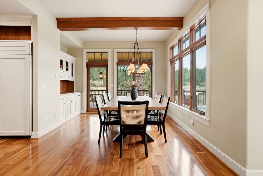 One of a kind 6-bedroom, 4-bathroom centrally located Spokane - photo 12