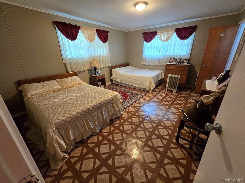 Here's your chance to own a landmark property with history - photo 16