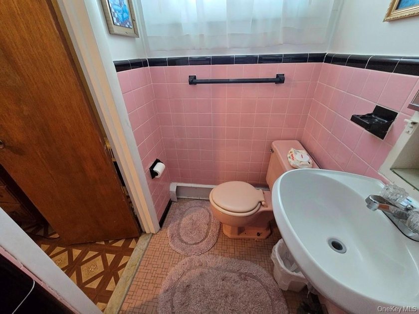 Here's your chance to own a landmark property with history - photo 17