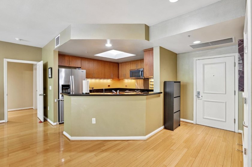 Rare opportunity to own one of Downtown San Joses premier - photo 9