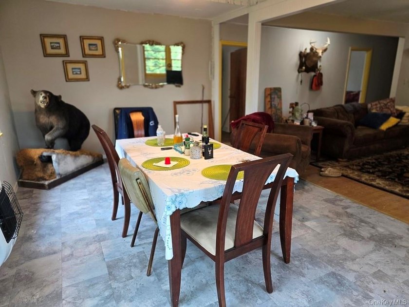 Here's your chance to own a landmark property with history - photo 20