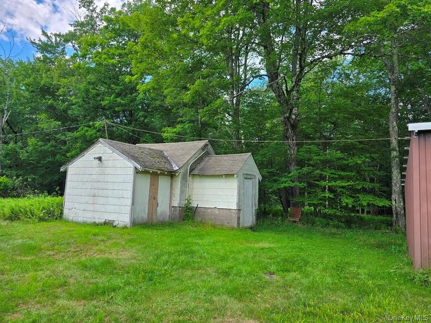 Here's your chance to own a landmark property with history - photo 31