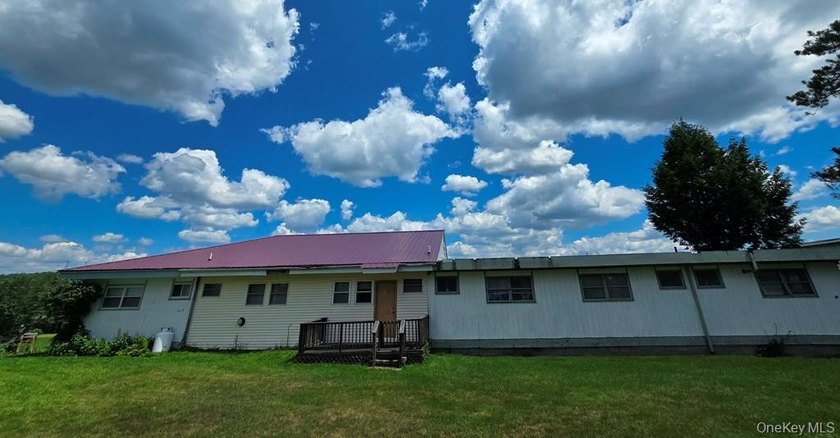 Here's your chance to own a landmark property with history - photo 36