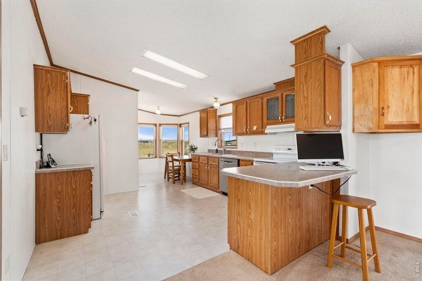 Seller is offering $5,000 in concessions! 20.30 ACRES with a - photo 11