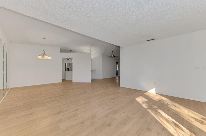 Under contract-accepting backup offers. Enjoy relaxed Florida - photo 12