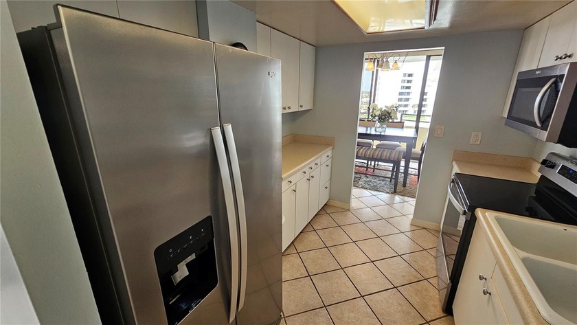 2BR/2BA Condo with Wrap-Around Balcony - Daytona Beach - photo 16