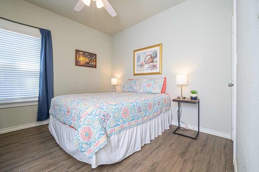 Coastal Cottage Escape - Turnkey &amp; Investment-Ready! This - photo 16