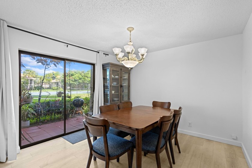 ABSOLUTELY GORGEOUS FIRST FLOOR CONDO | PRESTIGIOUS BANYAN - photo 7