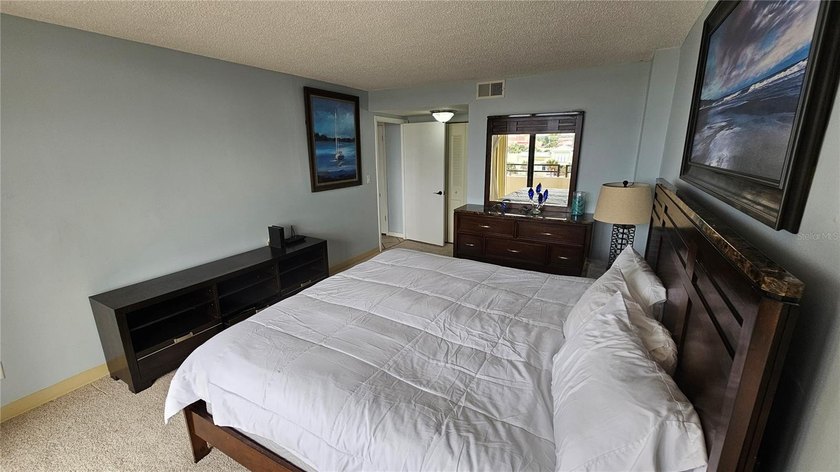 2BR/2BA Condo with Wrap-Around Balcony - Daytona Beach - photo 21