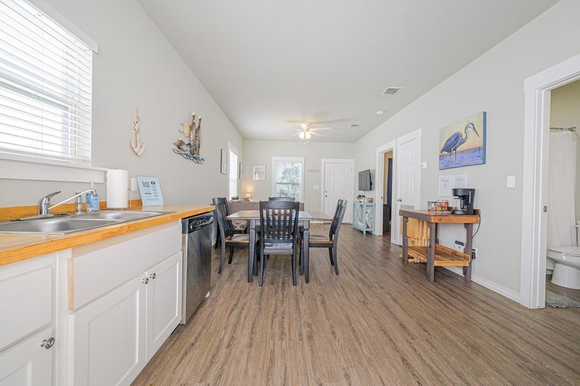 Coastal Cottage Escape - Turnkey &amp; Investment-Ready! This - photo 26