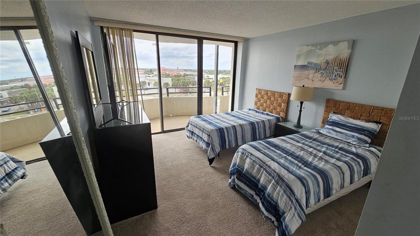 2BR/2BA Condo with Wrap-Around Balcony - Daytona Beach - photo 28