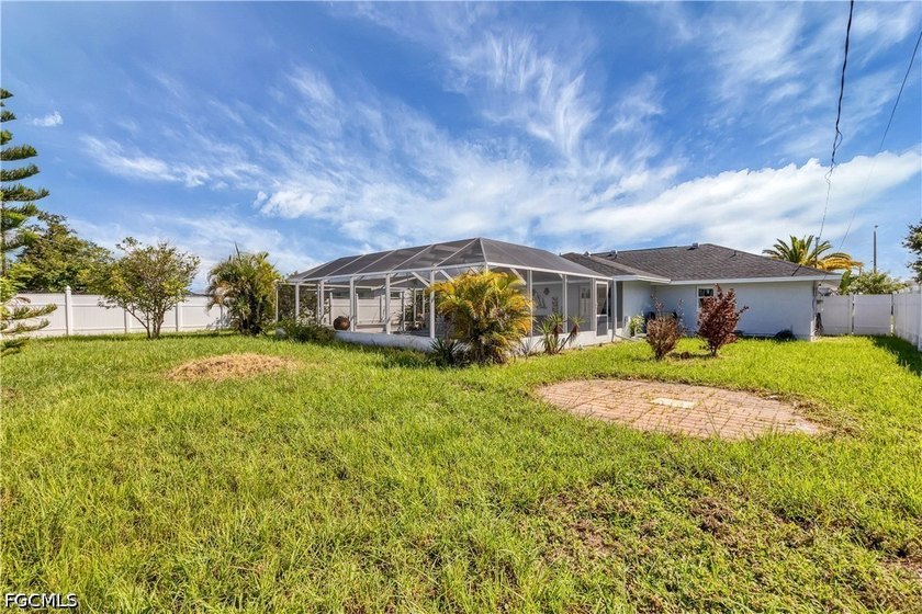 Welcome to this well-maintained Port Charlotte home offering 3 - photo 30