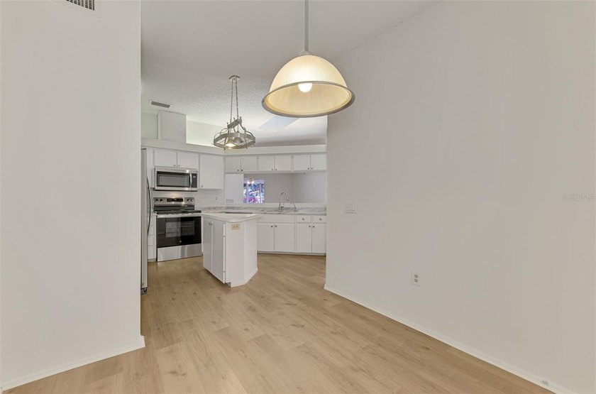 Under contract-accepting backup offers. Enjoy relaxed Florida - photo 30