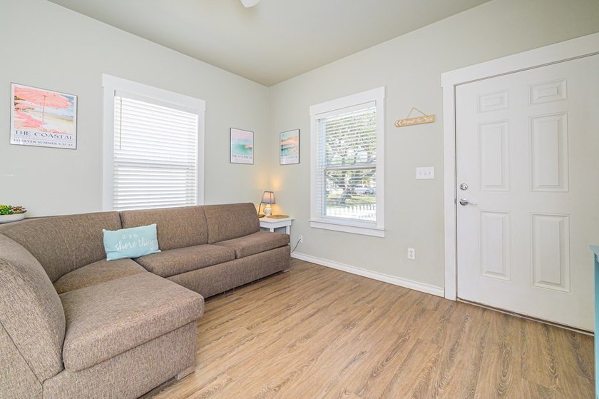 Coastal Cottage Escape - Turnkey &amp; Investment-Ready! This - photo 30