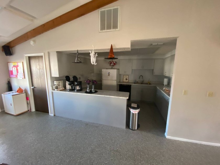 Neat Clean and Ready to Move In - Fully Furnished - Only $25,900 - photo 32