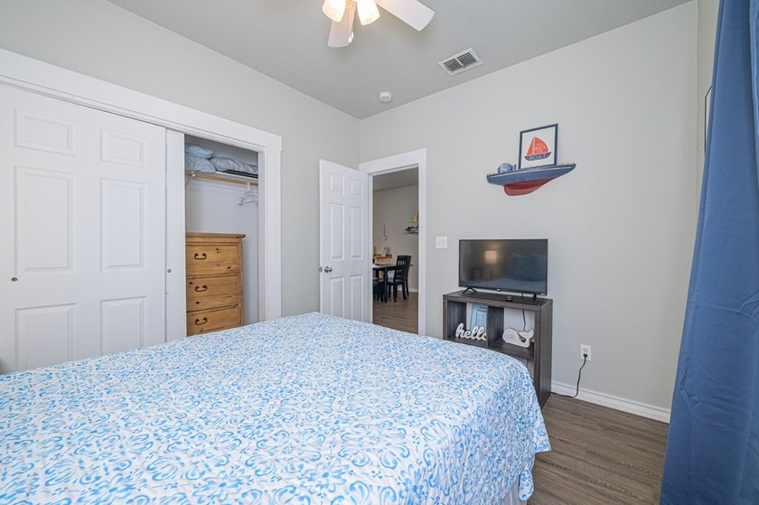 Coastal Cottage Escape - Turnkey &amp; Investment-Ready! This - photo 37