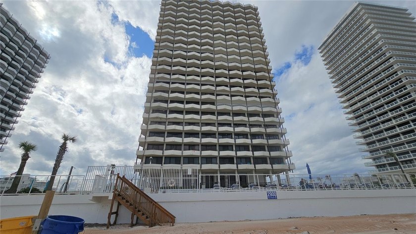 2BR/2BA Condo with Wrap-Around Balcony - Daytona Beach - photo 45
