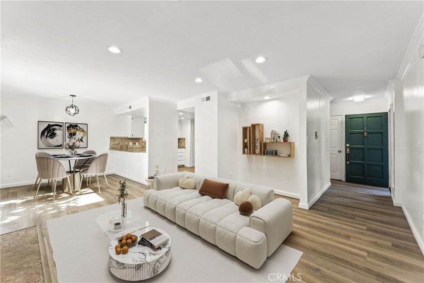 Beautiful Turn Key Corner Townhome in centrally located San - photo 9