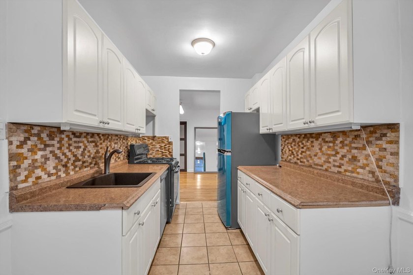 PRICE REDUCTION -- MOTIVATED SELLER!! -- Turn-key &amp; move-in - photo 15