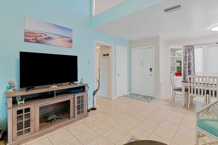 Welcome to coastal living in beautiful Rockport, Texas! This - photo 7