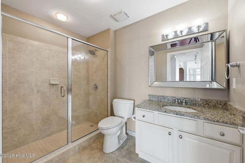 Feel like you're on top of the world in this spectacular custom - photo 27