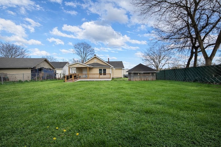 OWNER FINANCING AVAILABLE! Character, charm, and convenience - photo 34