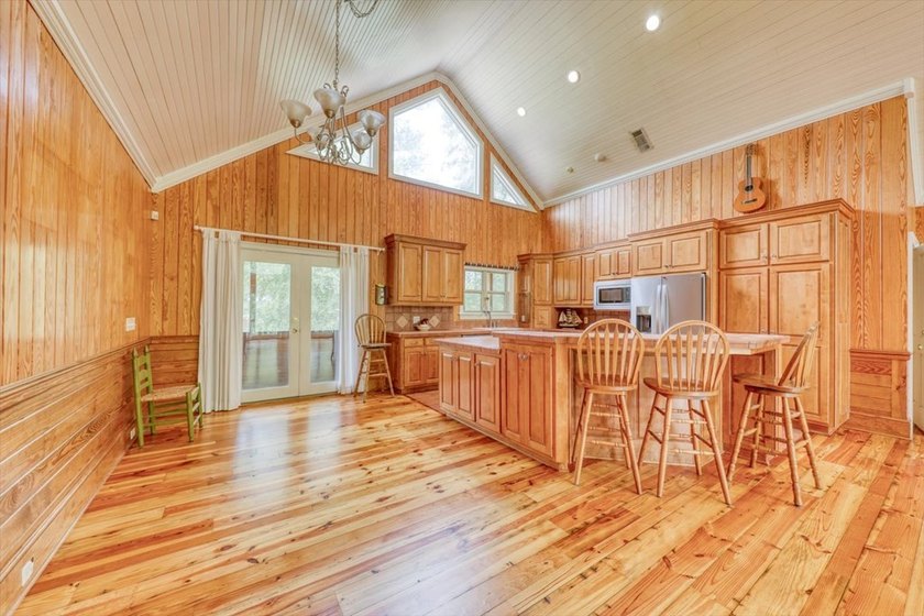 OPEN HOUSE MAY 17th 1-3 pm! A stunning country estate sited on 7 - photo 42