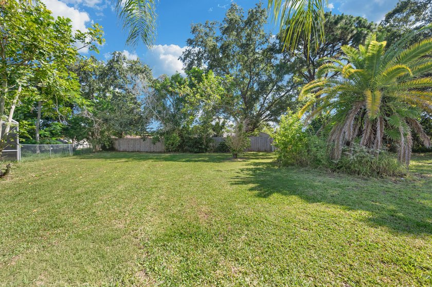Modernized, Move-In Ready Gem on a Huge Quarter-Acre Lot! - photo 17